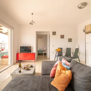 Appartement Penthouse In Downtown With Seaview, Héraklion